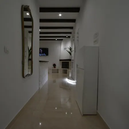 Apartment V&m *